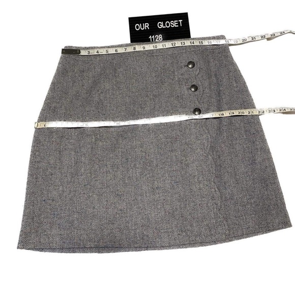 TALBOTS Herringbone Gray/Pink Speckle Scallops 3 buttons Skirt. 1128 - Picture 6 of 7